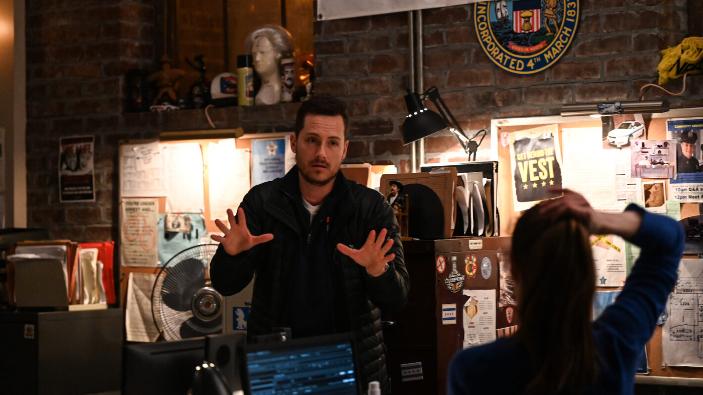 Chicago P D Jesse Lee Soffer Returning For Season As Director