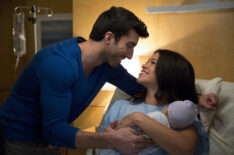 Justin Baldoni as Rafael and Gina Rodriguez as Jane in Jane The Virgin - 'Chapter Twenty-Two'