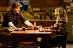 Jesse Plemons as Ed Blumquist, Kirsten Dunst as Peggy Blumquist in Fargo