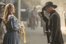 Evan Rachel Wood and Ed Harris in Westworld