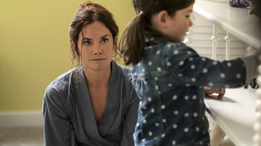 Ruth Wilson as Alison in The Affair - season 3, episode 2