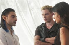 Shadowhunters - Jade Hassouné, Dominic Sherwood, Emeraude Toubia - 'Moo Shu To Go'