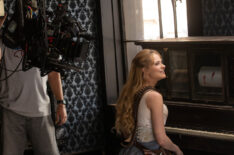 Evan Rachel Wood behind the scenes of Westworld