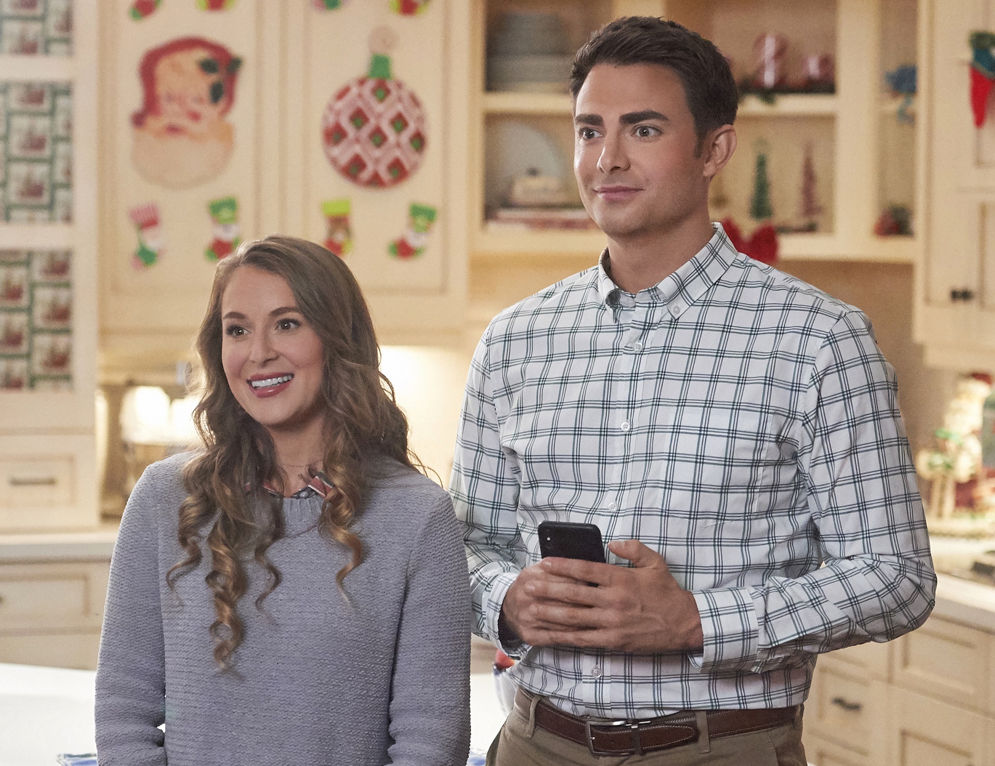 Alexa PenaVega on Hallmark's 'Christmas Made to Order,' Holidays at