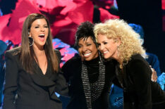 Honorees Karen Fairchild (L) and Kimberly Schlapman (R) of musical group Little Big Town and Gladys Knight perform onstage during the 2018 CMT Artists of The Year