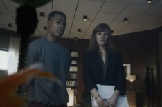 Stephan James as Walter Cruz and Julia Roberts as Heidi Bergman in Homecoming