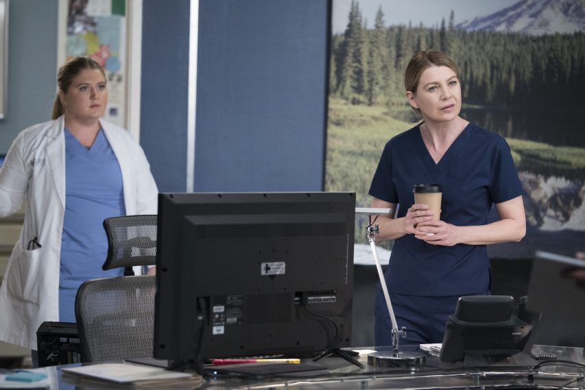 'Grey's Anatomy's Jaicy Elliot Says Everything's 'Upside Down' in Season 16