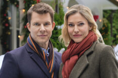 Eric Mabius and Tricia Helfer in It's Beginning to Look a Lot Like Christmas