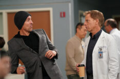 Jonathan Cake as Griffin Ford and Greg Germann as Tom Koracick in Grey's Anatomy - Season 16 Episode 17