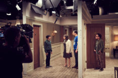 Simon Helberg, Mayim Bialik, Jim Parsons, Johnny Galecki behind the scenes of The Big Bang Theory