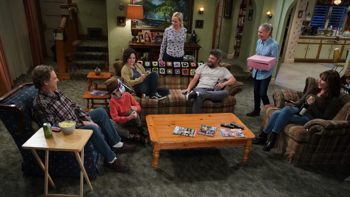 Worth Watching: ABC Comedies ('Conners,' 'black-ish'), a New 'Rebecca ...