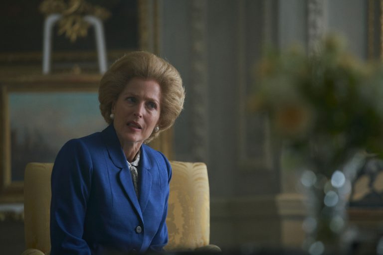 'The Crown's Compelling Trailer Pits the Queen Against Thatcher (VIDEO)