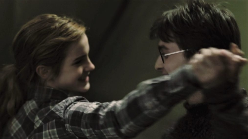 Harry Potter and the Deathly Hallows Part 1 Emma Watson and Daniel Radcliffe 
