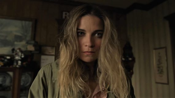 Annie Murphy Plays a Murderous Wife in 'Kevin Can F*** Himself's First ...