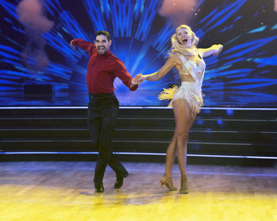 Who Is Your Early Favorite to Win 'Dancing With the Stars' Season 30 ...