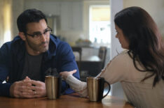 Superman and Lois - Tyler Hoechlin as Clark Kent and Bitsie Tulloch as Lois Lane - 'The Thing in The Mines'