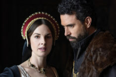 Jessica Raine and Tom Cullen in Becoming Elizabeth Season 1