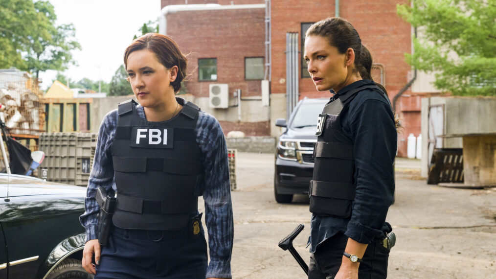 Fbi Most Wanted Season 4 Premiere Barnes Returns And Meets Remy Photos 