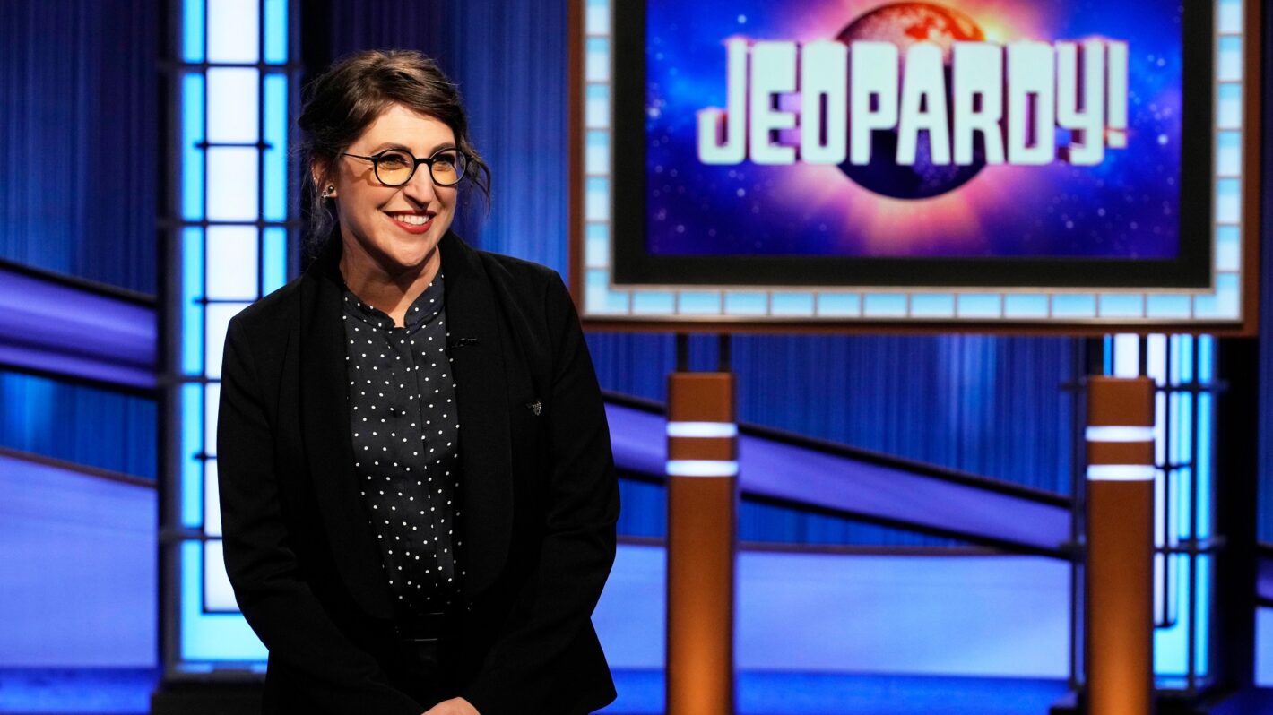 Mayim Bialik Shares Hair-Raising Video With Fans Ahead of 'Jeopardy ...