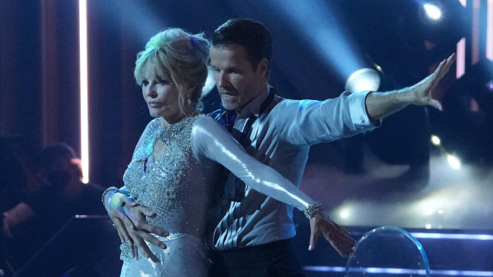 Cheryl Ladd and Louis van Amstel - Dancing With the Stars - TV Fanatic
