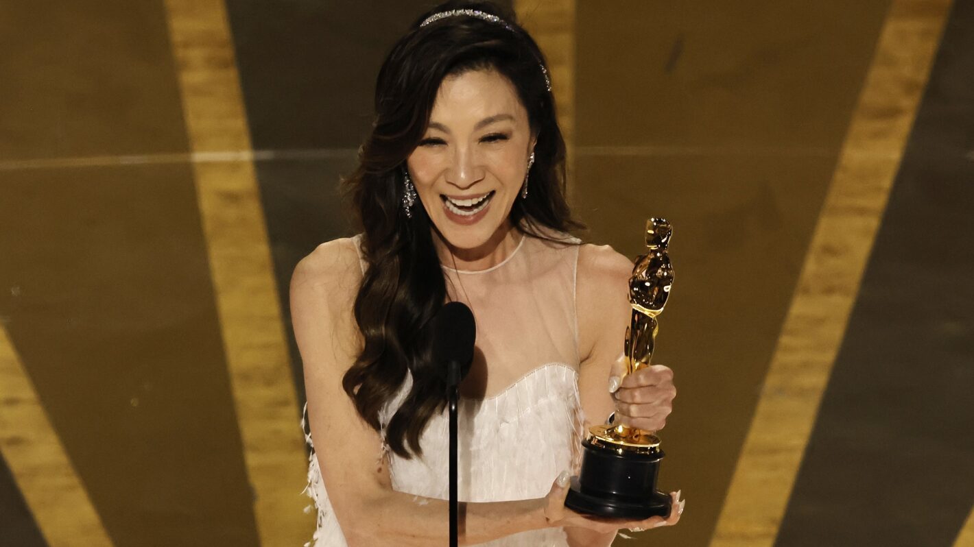 Michelle Yeoh Dedicates Groundbreaking Best Actress Oscar Win to 'All Moms'