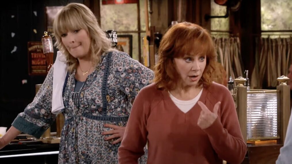 See Reba McEntire & Melissa Peterman in First Trailer For 'Happy's Place'  (VIDEO)