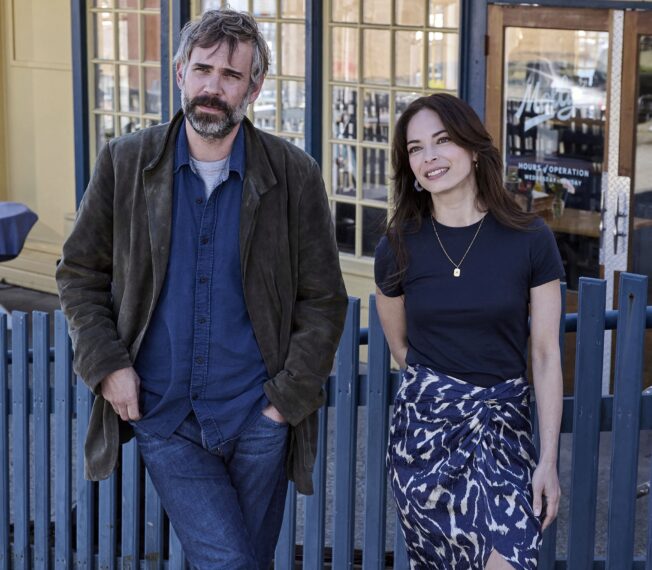 Rossif Sutherland and Kristin Kreuk in 'Murder in a Small Town'