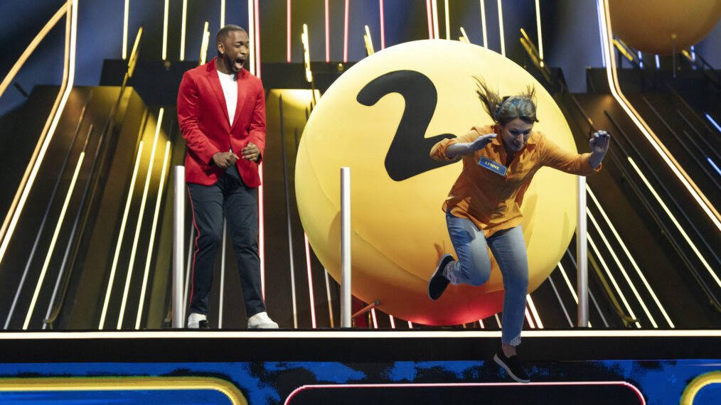 Host Jay Pharoah with a contestants on the series premiere of 'The Quiz With Balls'