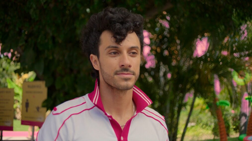 Rafael Cebrián in 'Acapulco' Season 3