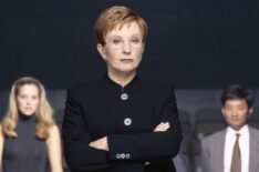 Host Anne Robinson with contestants on 'The Weakest Link'