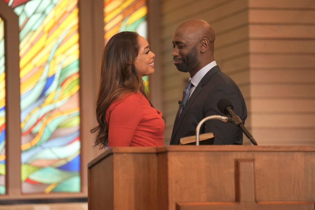 Gina Torres as Tommy and D.B. Woodside as Trevor in '9-1-1: Lone Star'