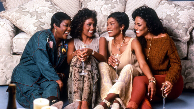 Loretta Devine, Whitney Houston, Angela Bassett, Lela Rochon in Waiting to Exhale