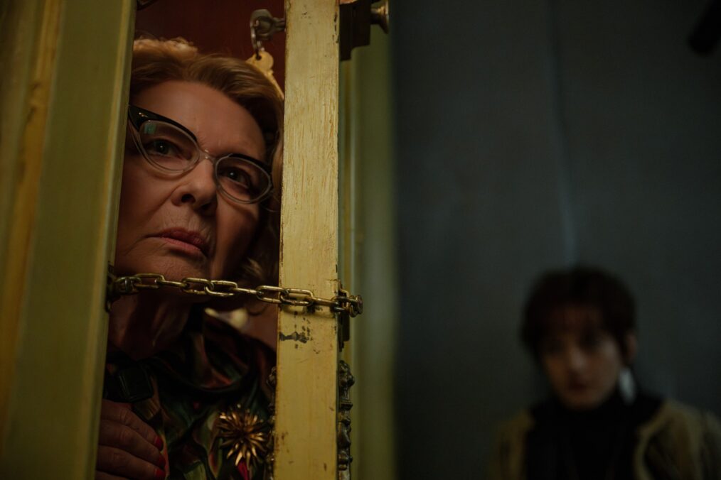 'Apartment 7A' Dianne Wiest Gives Julia Garner the Creeps in First