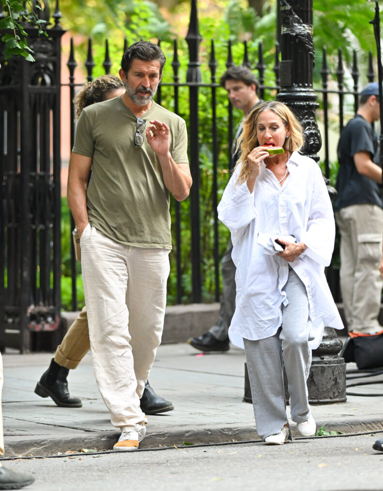 Jonathan Cake and Sarah Jessica Parker are seen on the set of 