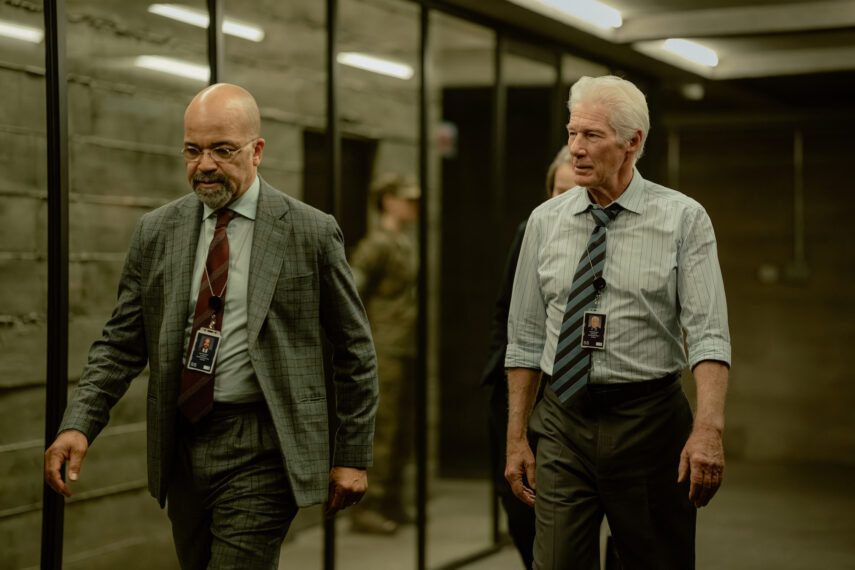 Jeffrey Wright as Henry and Richard Gere as Bosko in 'The Agency'