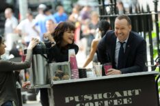 Marisa Ramirez and Donnie Wahlberg behind the scenes Blue Bloods