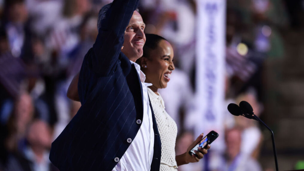 CHICAGO, ILLINOIS - AUGUST 22: Actors Tony Goldwyn and Kerry Washington take a video on stage during the final day of the Democratic National Convention at the United Center on August 22, 2024 in Chicago, Illinois. Delegates, politicians, and Democratic Party supporters are gathering in Chicago, as current Vice President Kamala Harris is named her party's presidential nominee. The DNC takes place from August 19-22. (Photo by Joe Raedle/Getty Images)