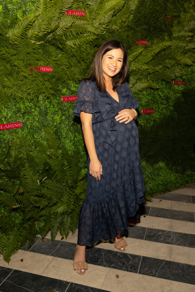 Caila Quinn Burrello attends Clarins and Kathleen Jennings Double Serum Light Launch Garden Party on February 23, 2023 in Austin, Texas.