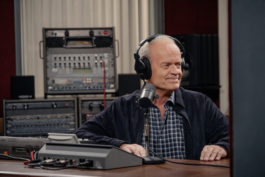 Kelsey Grammer as Frasier in 'Frasier' Season 2 Episode 5 "Thank You, Dr. Crane"