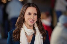 Lacey Chabert in 'Haul Out the Holly'