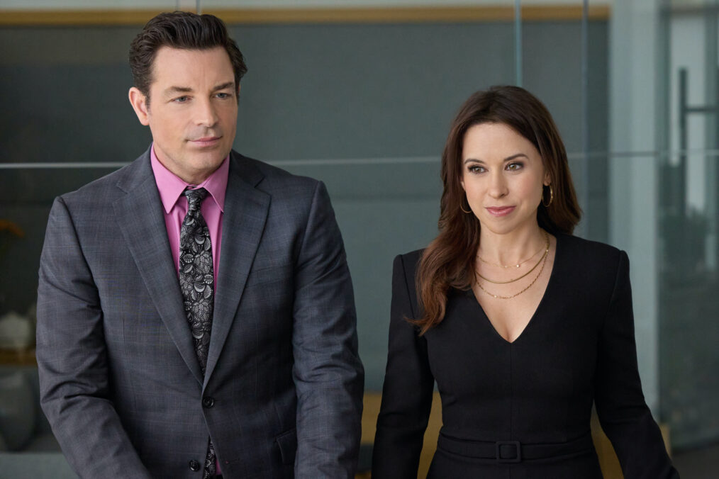 Lacey Chabert and Brennan Elliott in 'His & Hers'