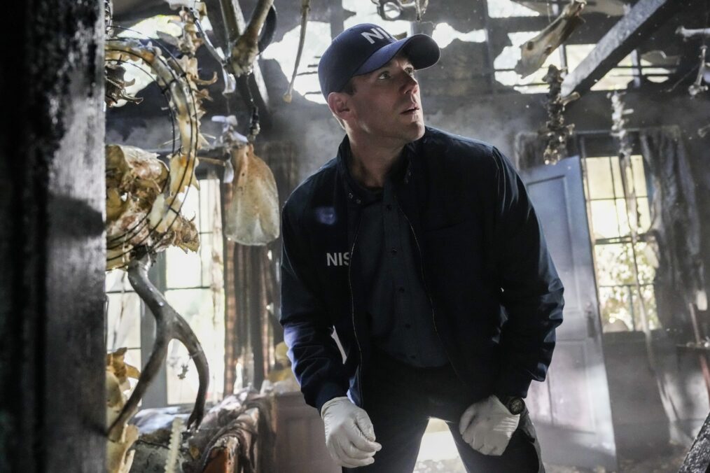 'NCIS: Origins' Preview: Mark Harmon, Austin Stowell Introduce The New ...