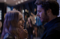 Kristen Bell as Joanne, Adam Brody as Noah in 'Nobody Wants This'