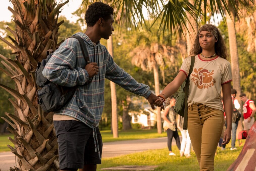 Jonathan Daviss and Madison Bailey as Pope and Kiara on 'Outer Banks'