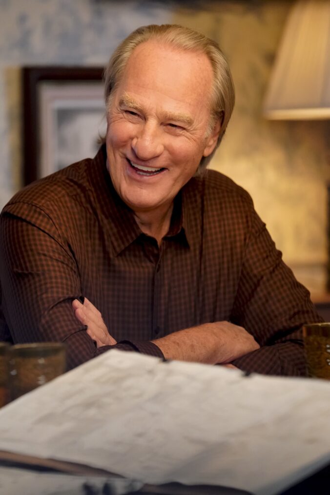 Craig T. Nelson in 'Young Sheldon' - 'A Musty Crypt and a Stick to Pee On'