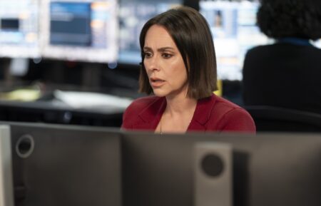 Jennifer Love Hewitt as Maddie — '9-1-1' Season 8 Premiere 