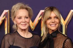 Jean Smart and Kaitlin Olson attend the 76th Primetime Emmy Awards at Peacock Theater on September 15, 2024 in Los Angeles, California.