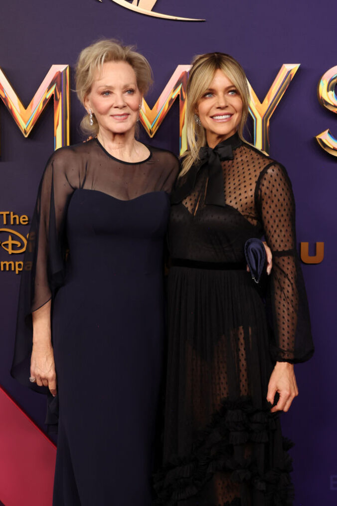 Jean Smart and Kaitlin Olson attend the 76th Primetime Emmy Awards at Peacock Theater on September 15, 2024 in Los Angeles, California.