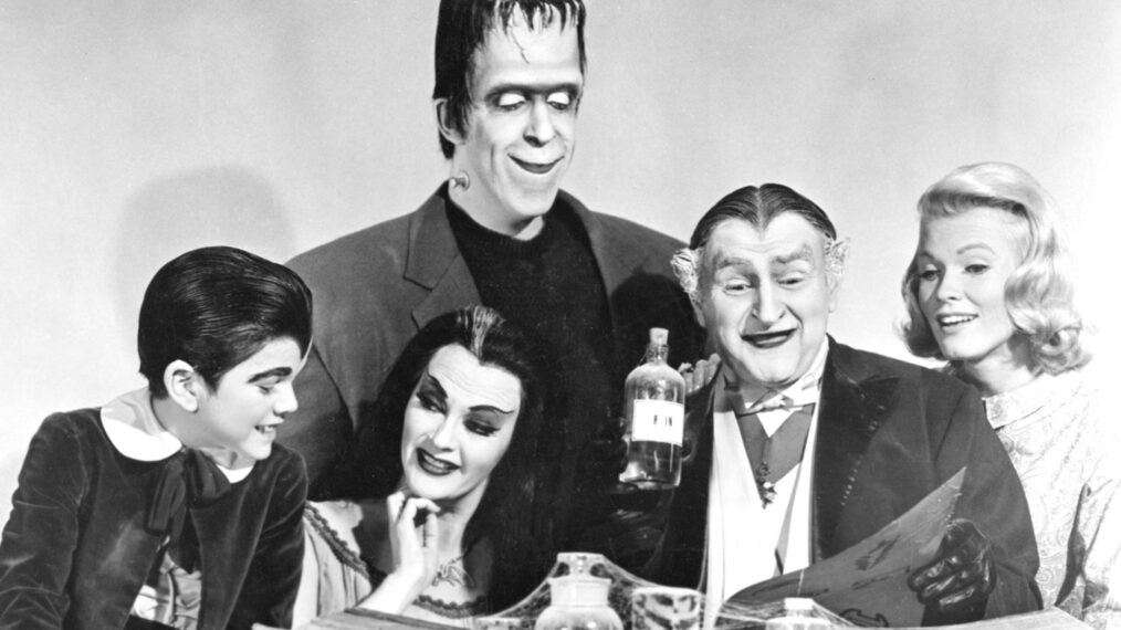 Butch Patrick, Fred Gwynne, Yvonne De Carlo, Al Lewis, and Pat Priest from 'The Munsters'