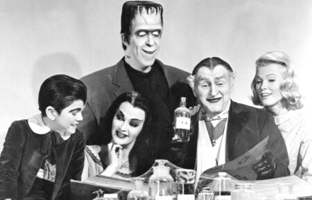 Butch Patrick, Fred Gwynne, Yvonne De Carlo, Al Lewis, and Pat Priest from 'The Munsters'